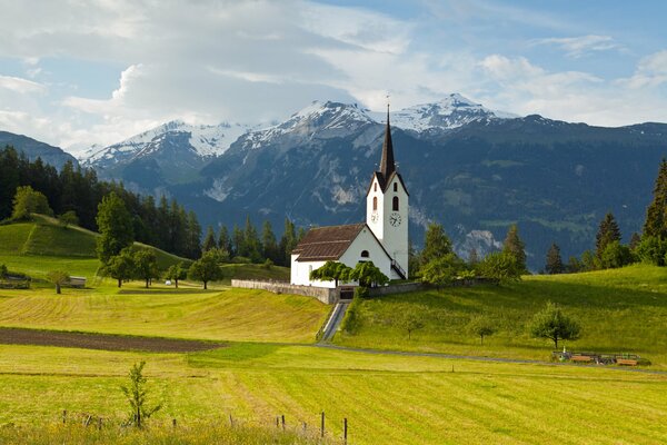 Iglesia al aire libre en Suiza