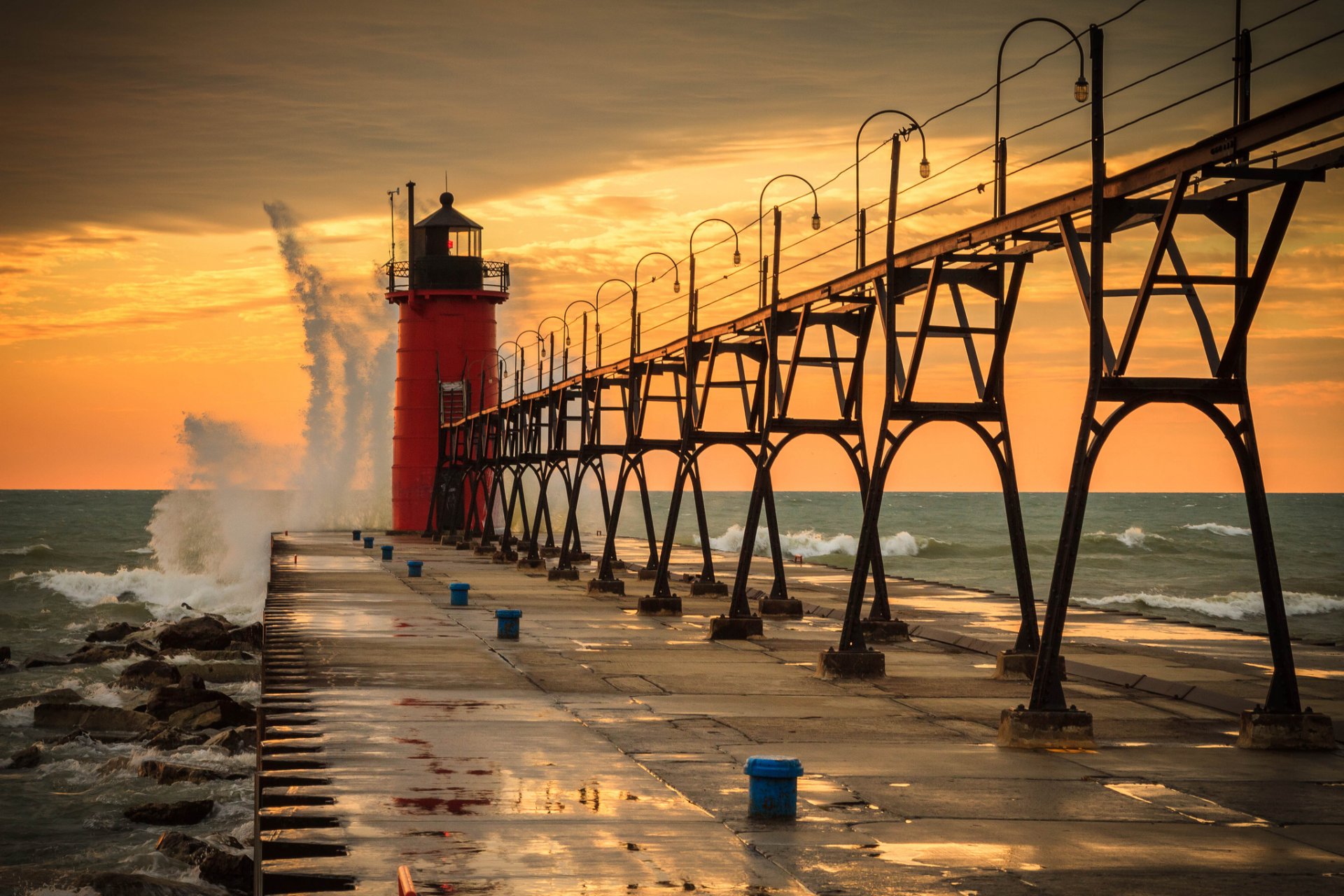 stati uniti michigan sud haven lago michigan molo faro acqua onde cielo