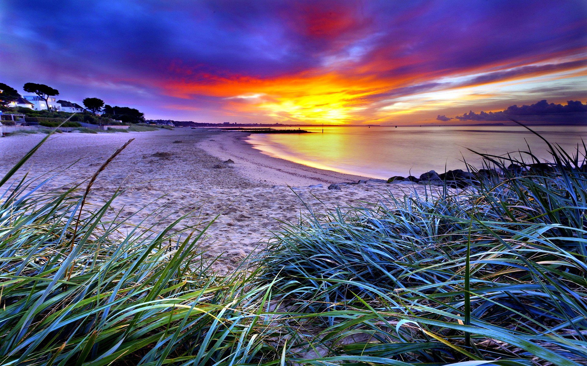 hore sand coast beach grass horizon sky clouds sunrise sunset