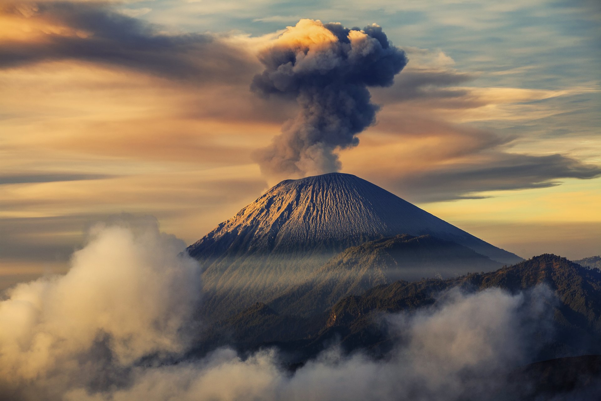 indonésie java volcan semeru semeru complexe volcanique-caldera tengger tengger