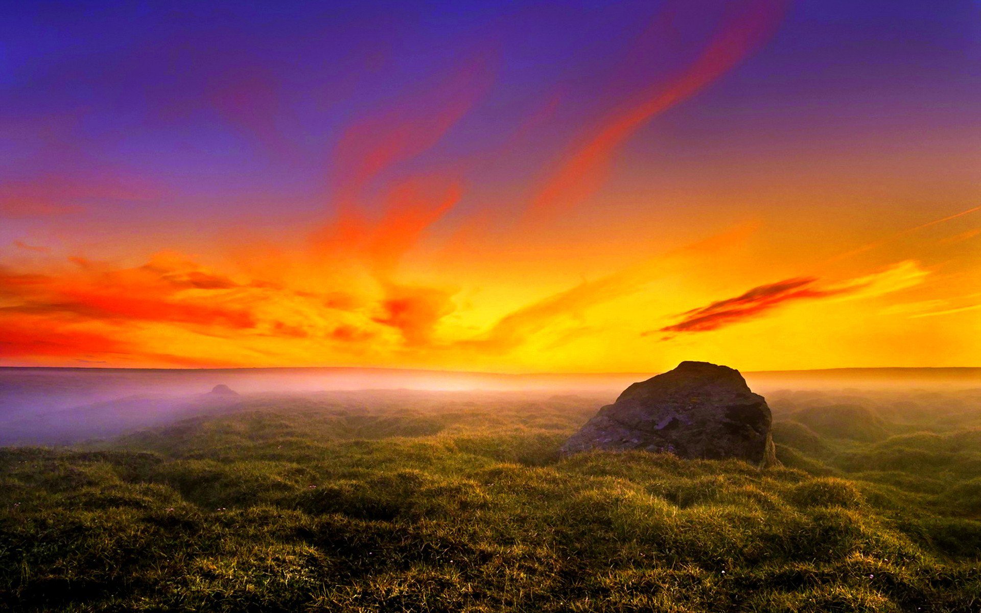 llanura distancia hierba piedra horizonte cielo nubes amanecer puesta del sol