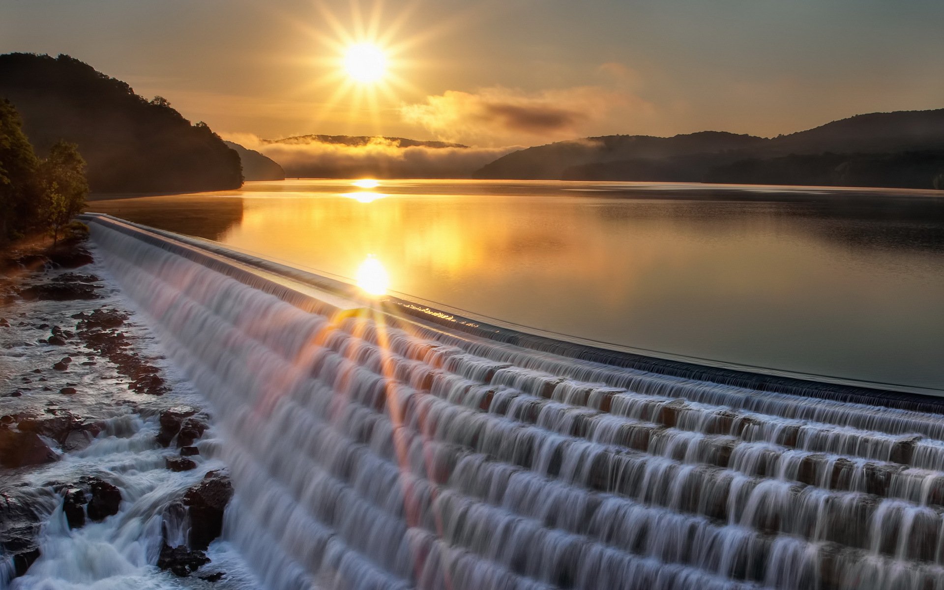 puesta de sol lago platino paisaje