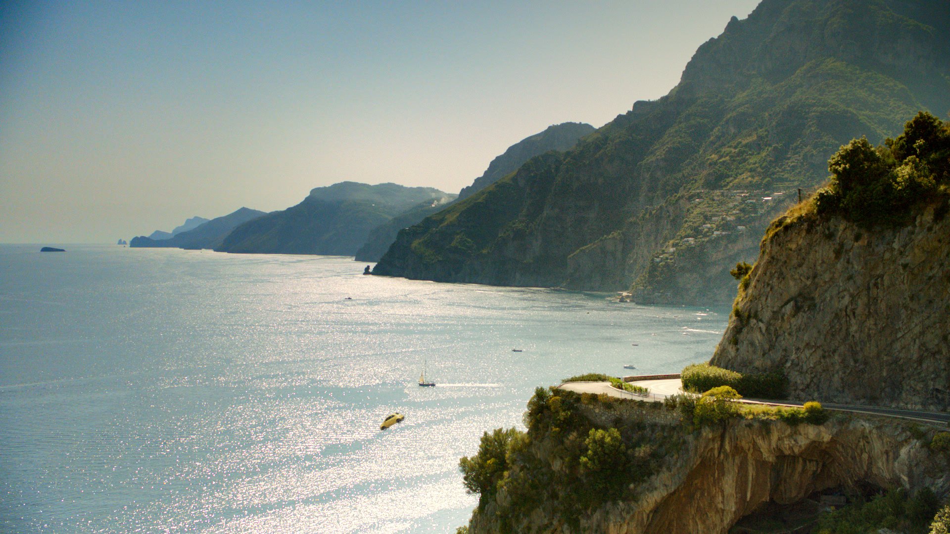 commercial fiat 500 immigrants publicité fiat 500 italie mer chute collines montagnes paysage nature