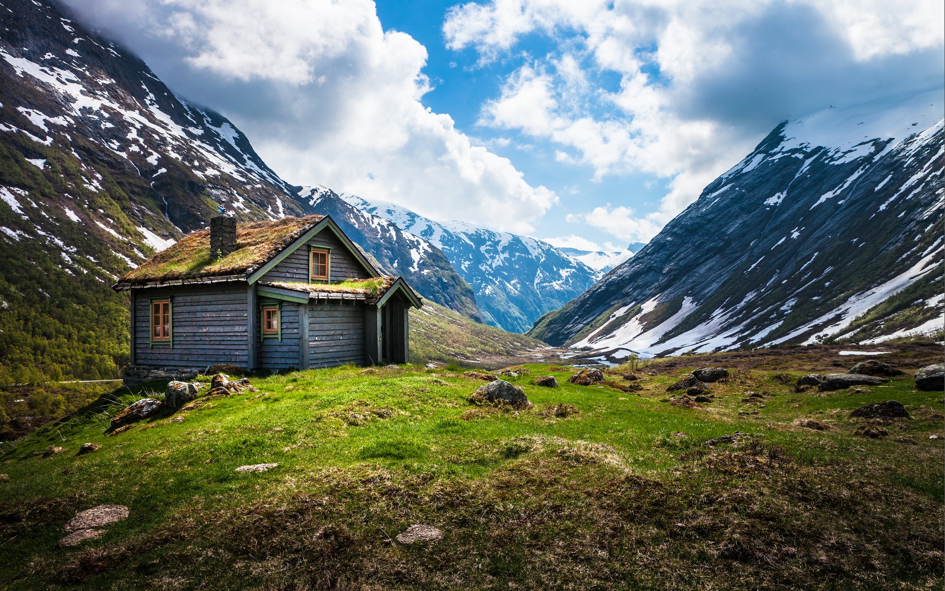 noruega montañas cabaña