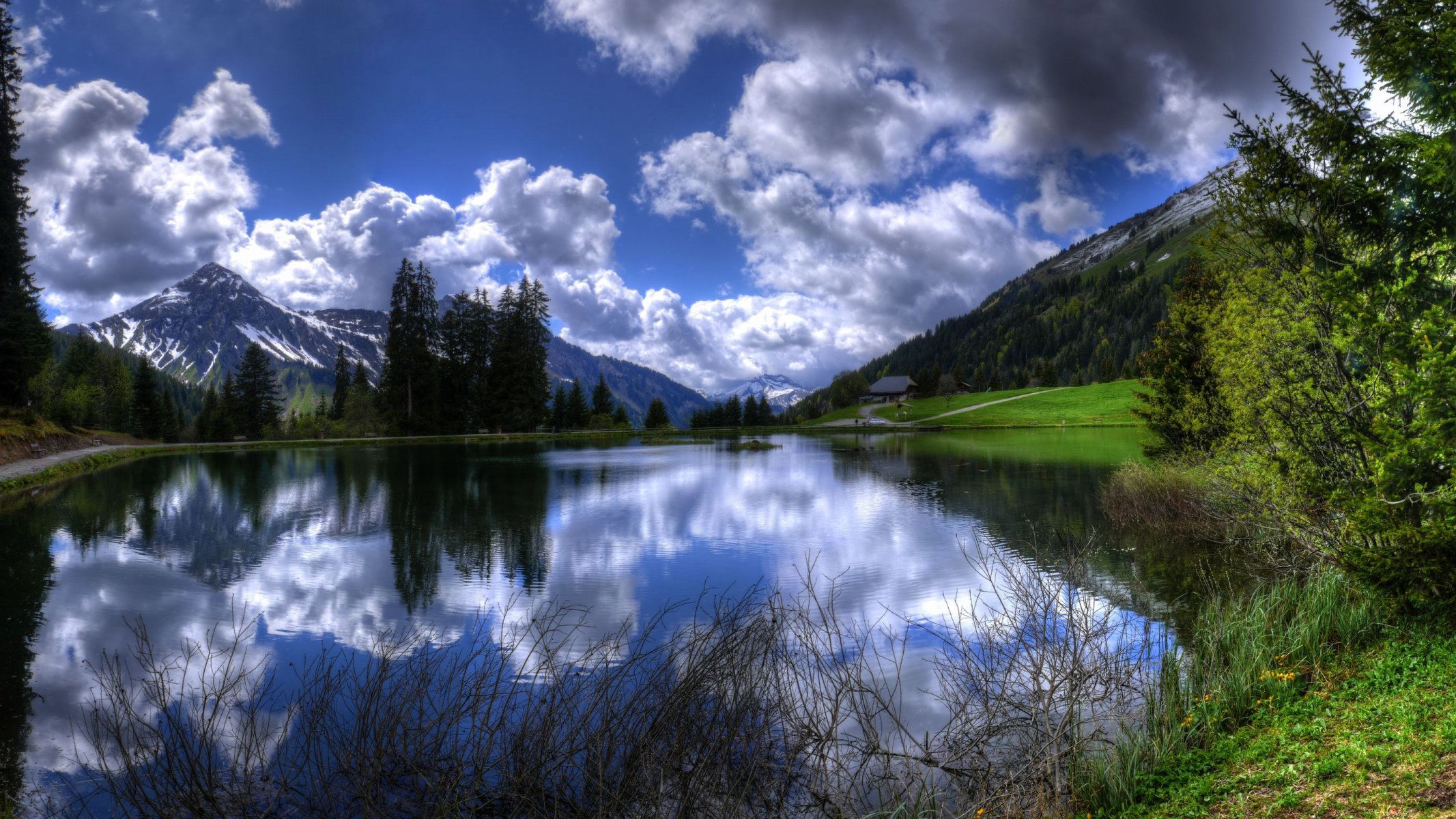 französischen alpen alpen frankreich berge see bäume reflexion