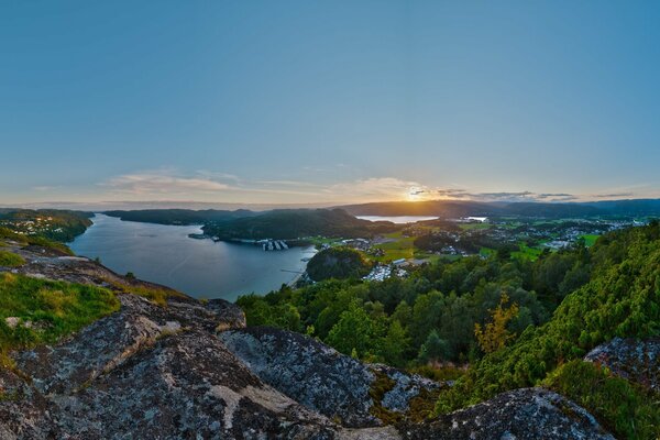 Panoramic view of the bay. Sunset on the sea