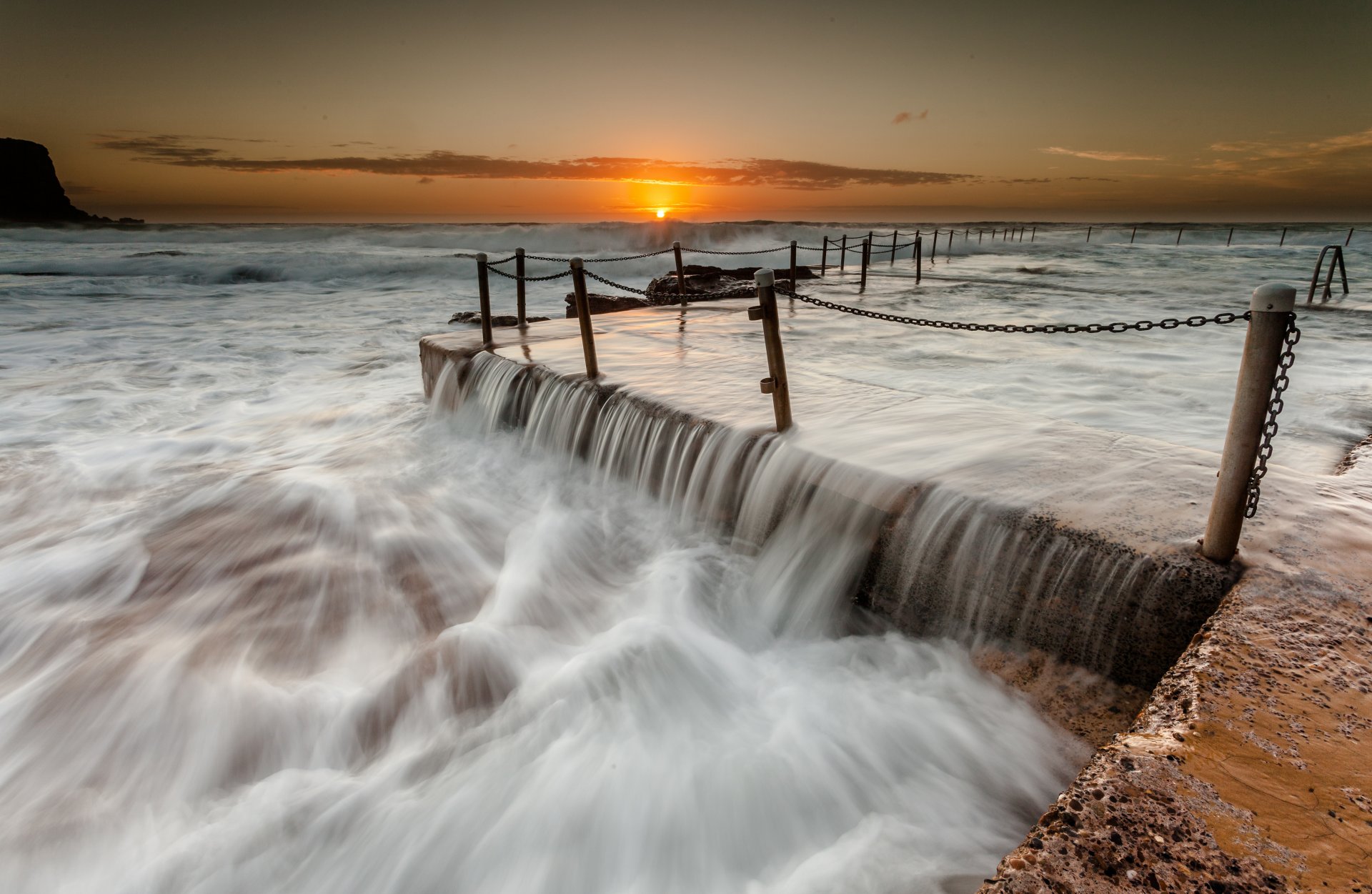 mer vagues cours d eau jetée clôtures chaînes big siz