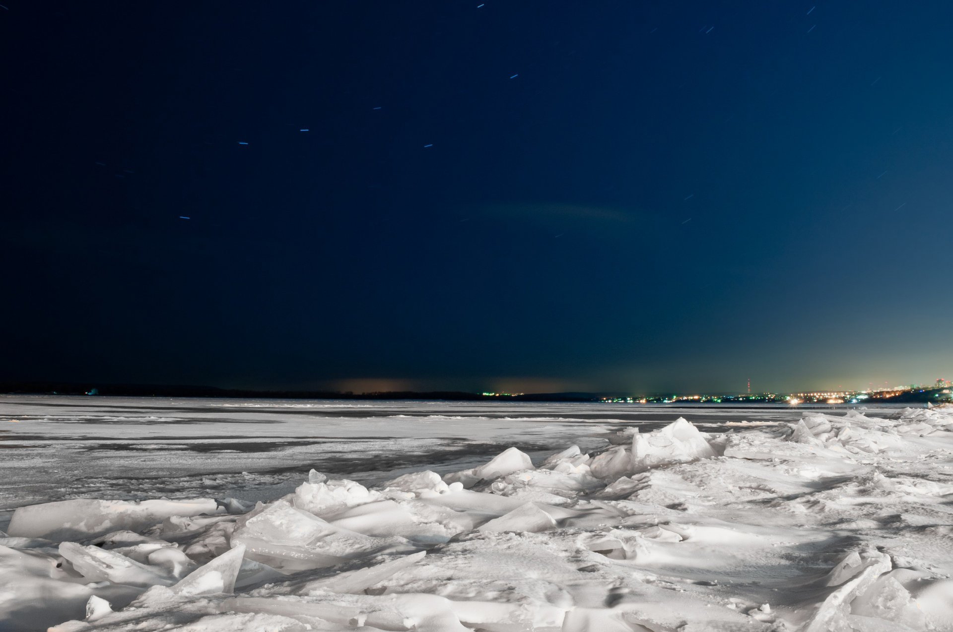 hiver glace ciel étoiles grande ourse volga samara