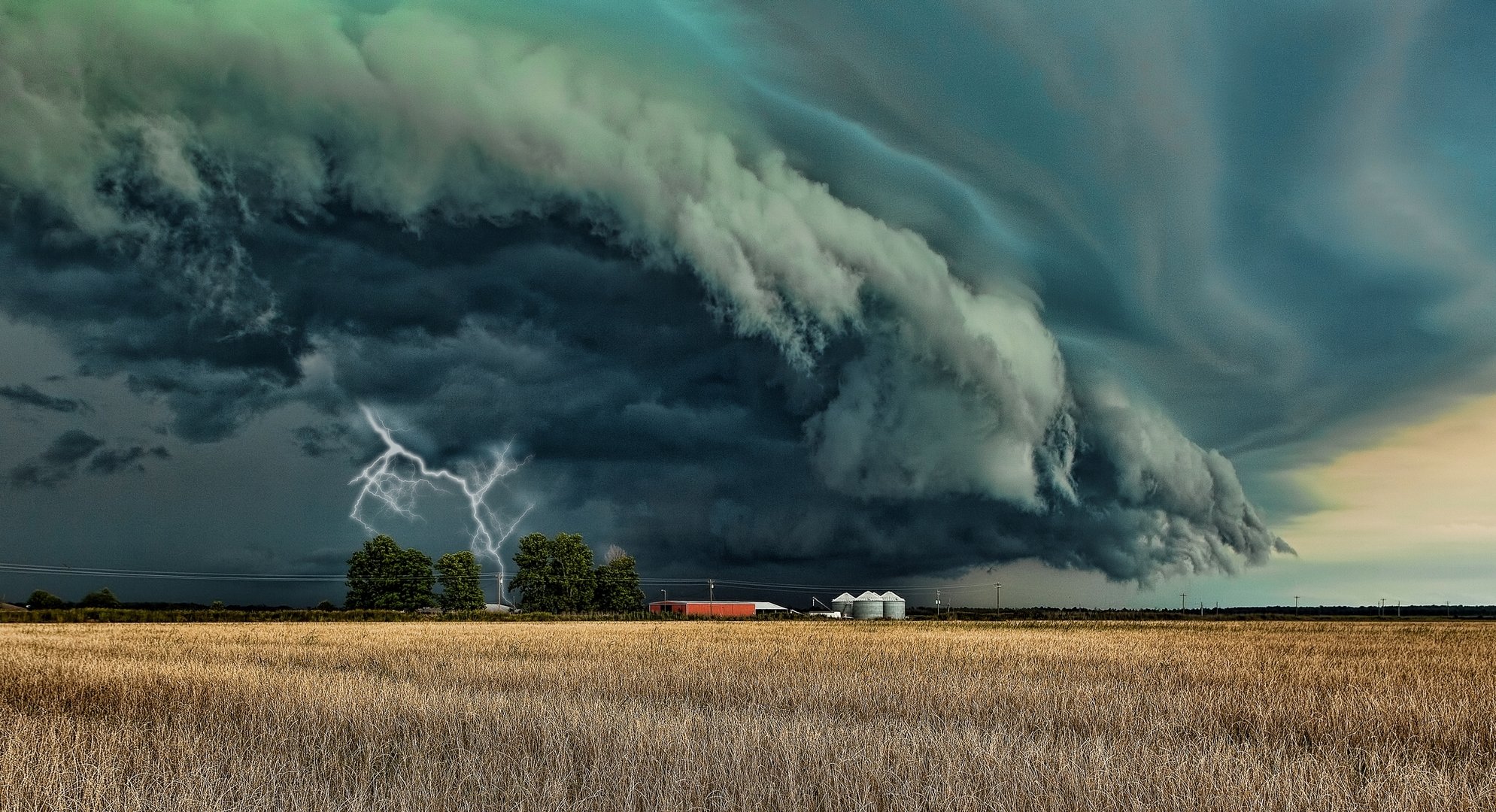 tormenta relámpago campo elemento