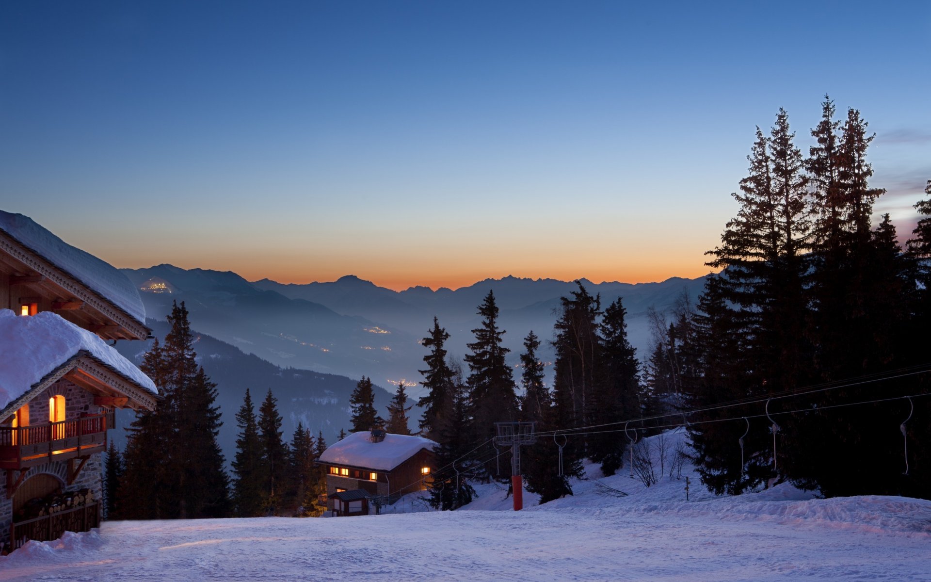 nieve invierno naturaleza paisaje casas árboles montañas puesta de sol