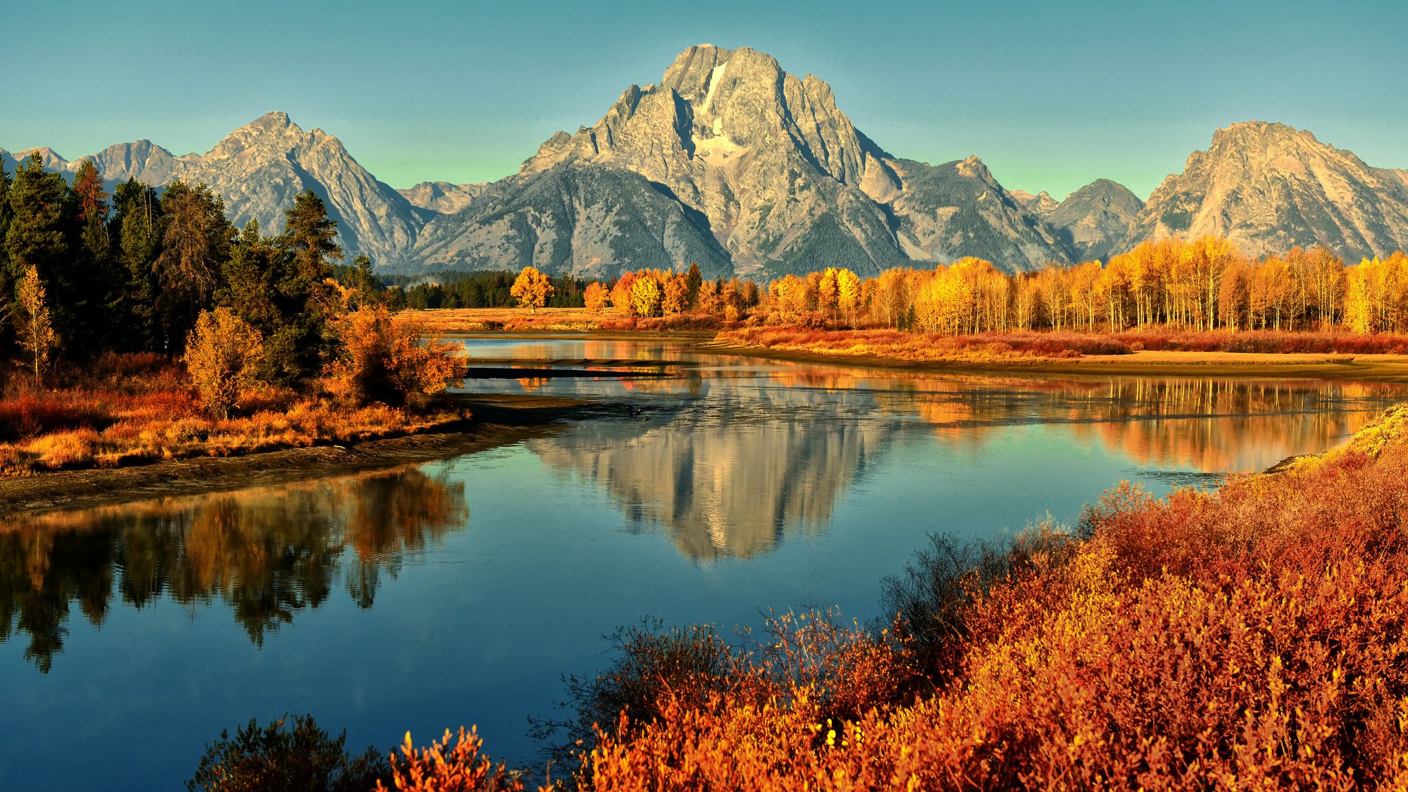 montagne fiume autunno