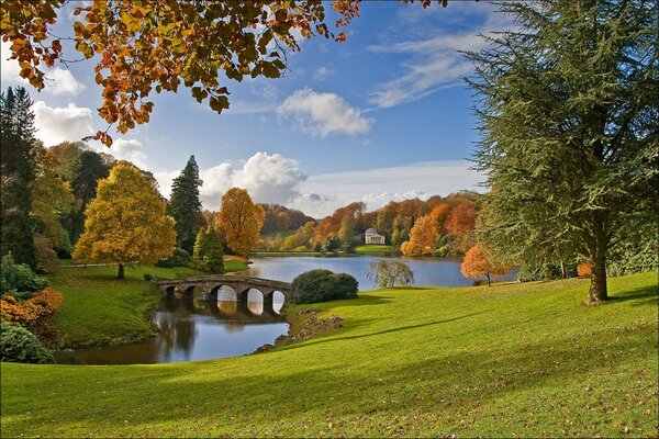 Herbstpark in England