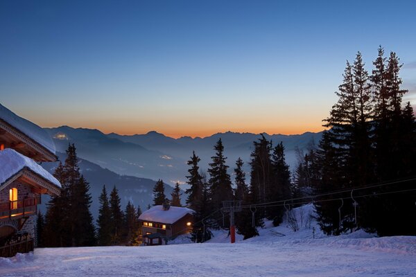 Paysage. Nature hivernale et maisons