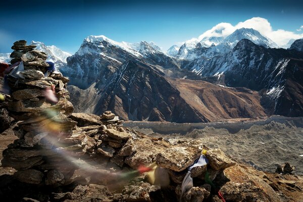 Lo Spirito Del Tibet. Montagne, vento freddo e cielo caldo