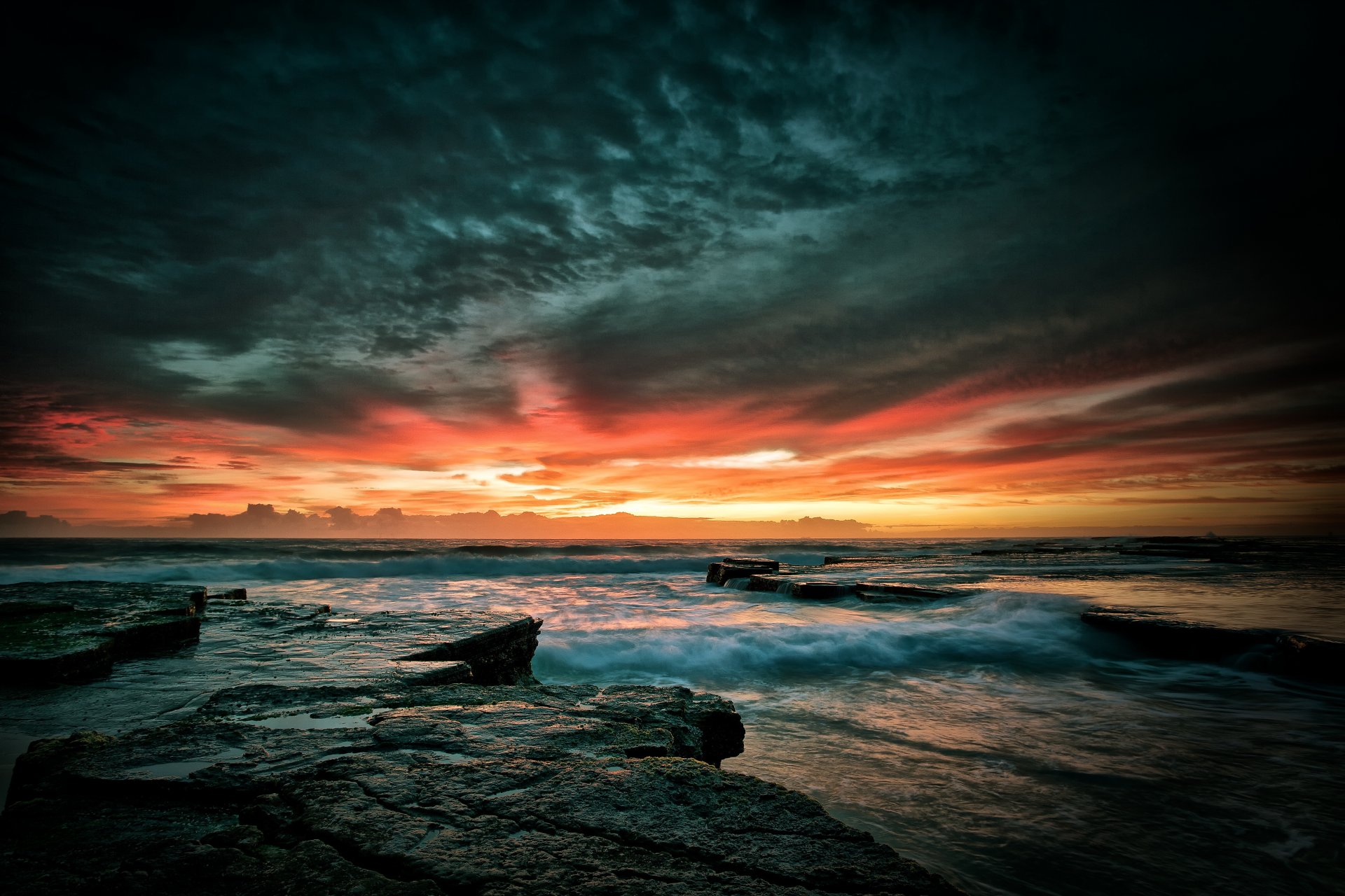 tramonto mare cielo rocce rocce onde