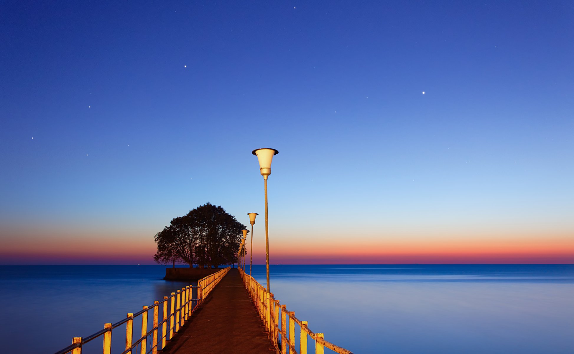 mercury star dawn ocean pier lamps argentina buenos aire