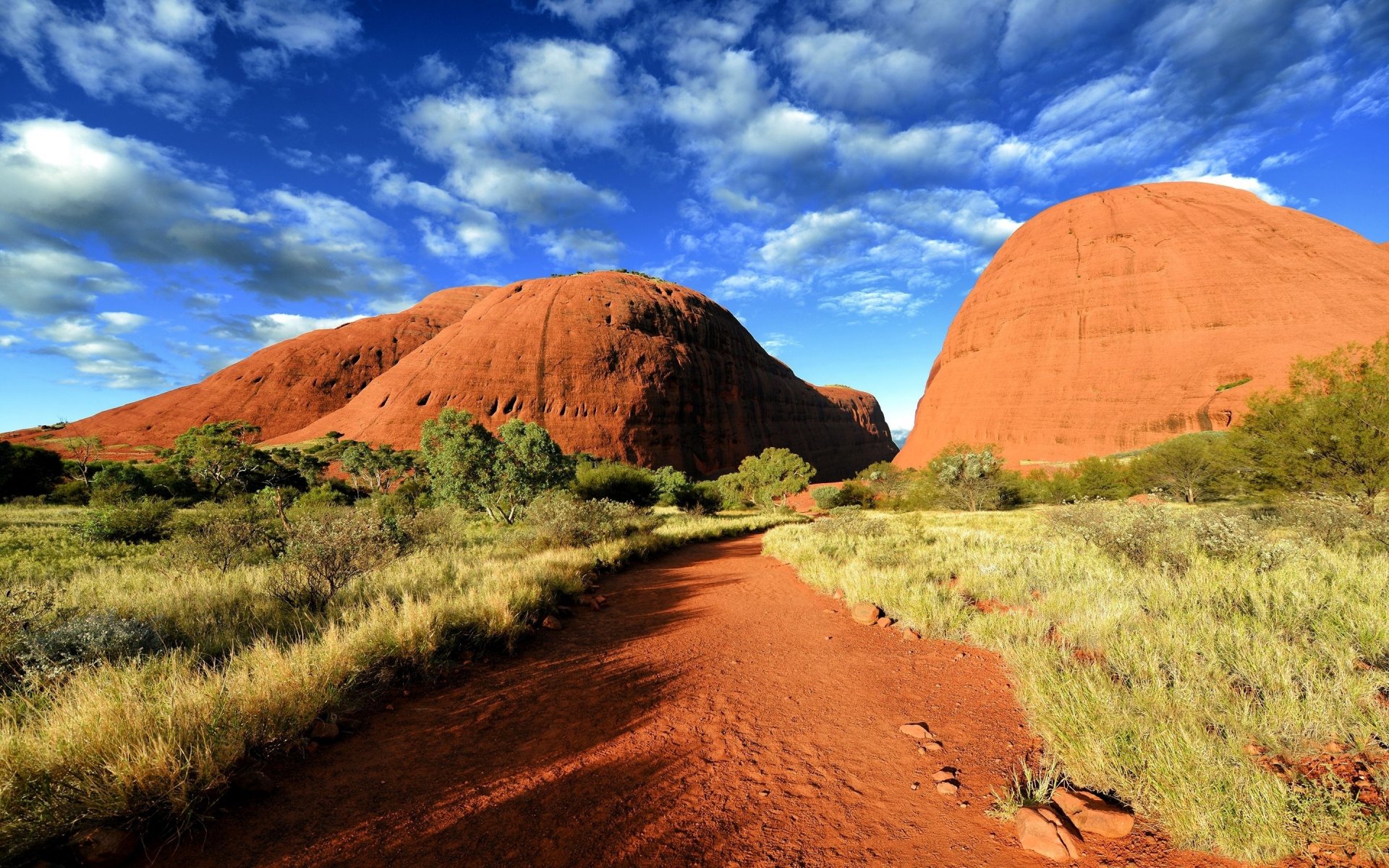 australien walpa-schlucht valpa-schlucht vegetation straße sand azurblau himmel wolken