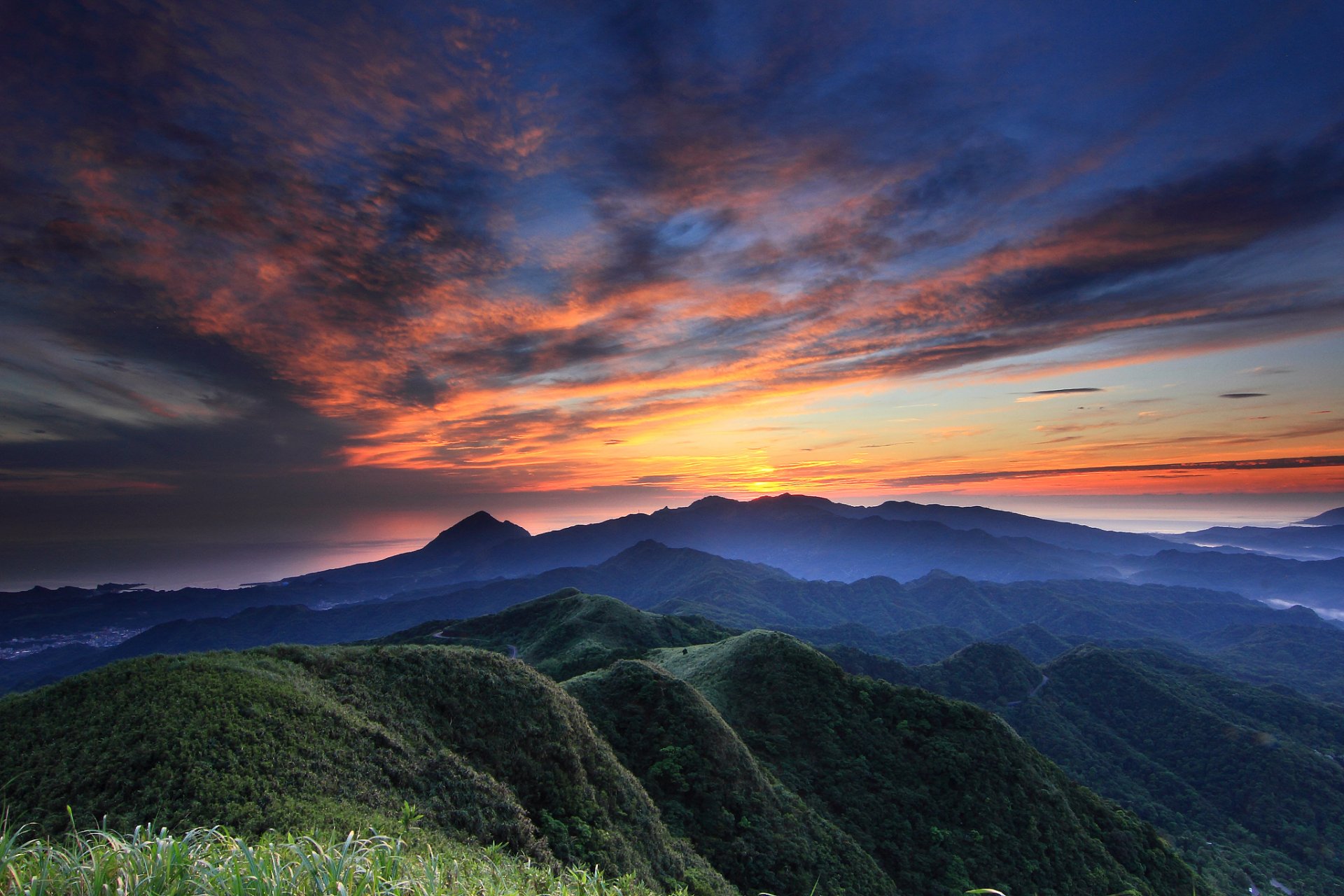 night orange sunset blue sky clouds mountain hills forest haze views height panorama nature