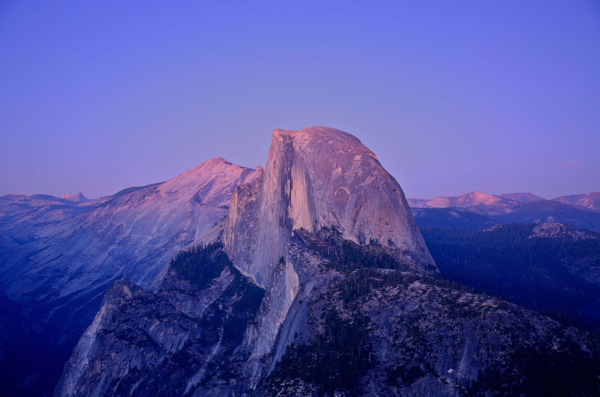 park narodowy yosemite kalifornia usa half dome granitowa skała zachód słońca światło księżyca