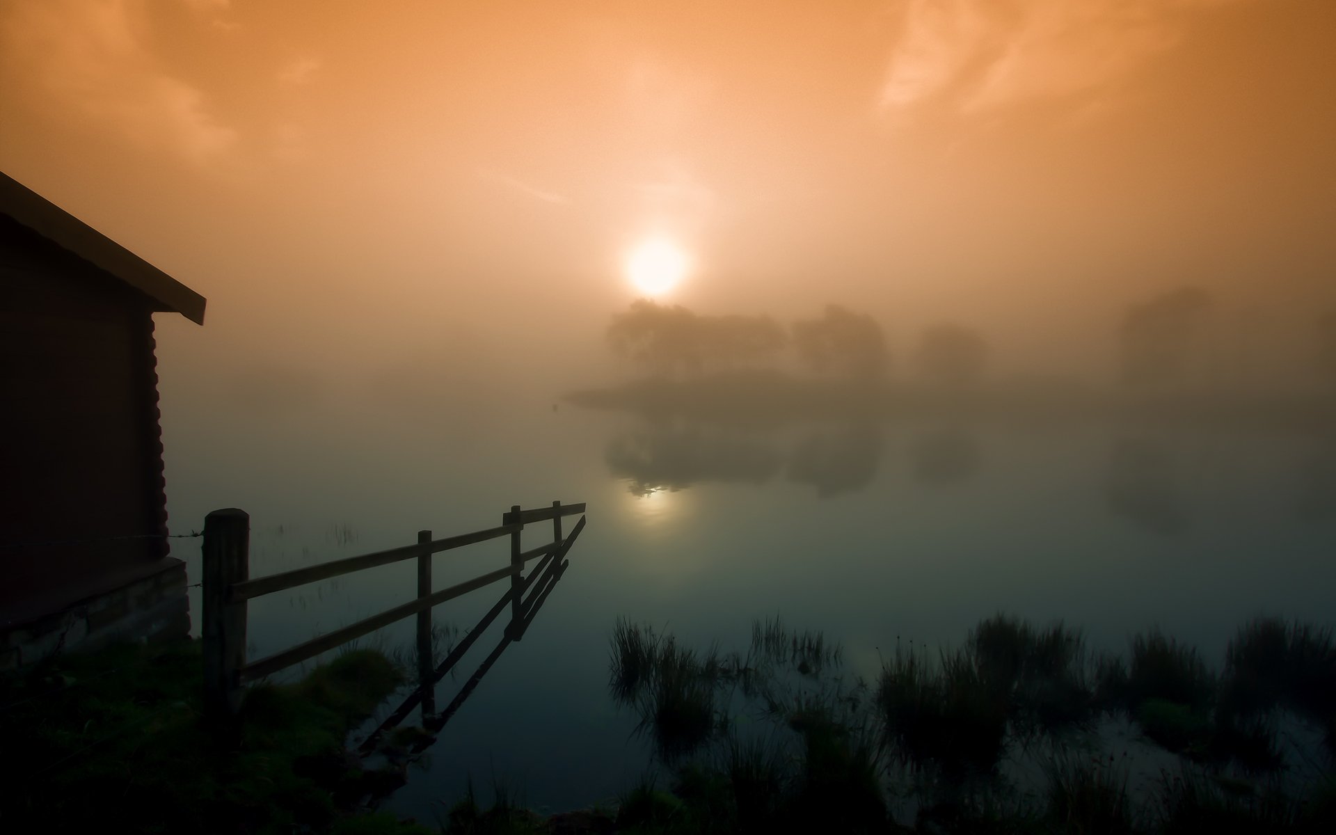 escocia niebla puesta de sol sol lago granero cerca