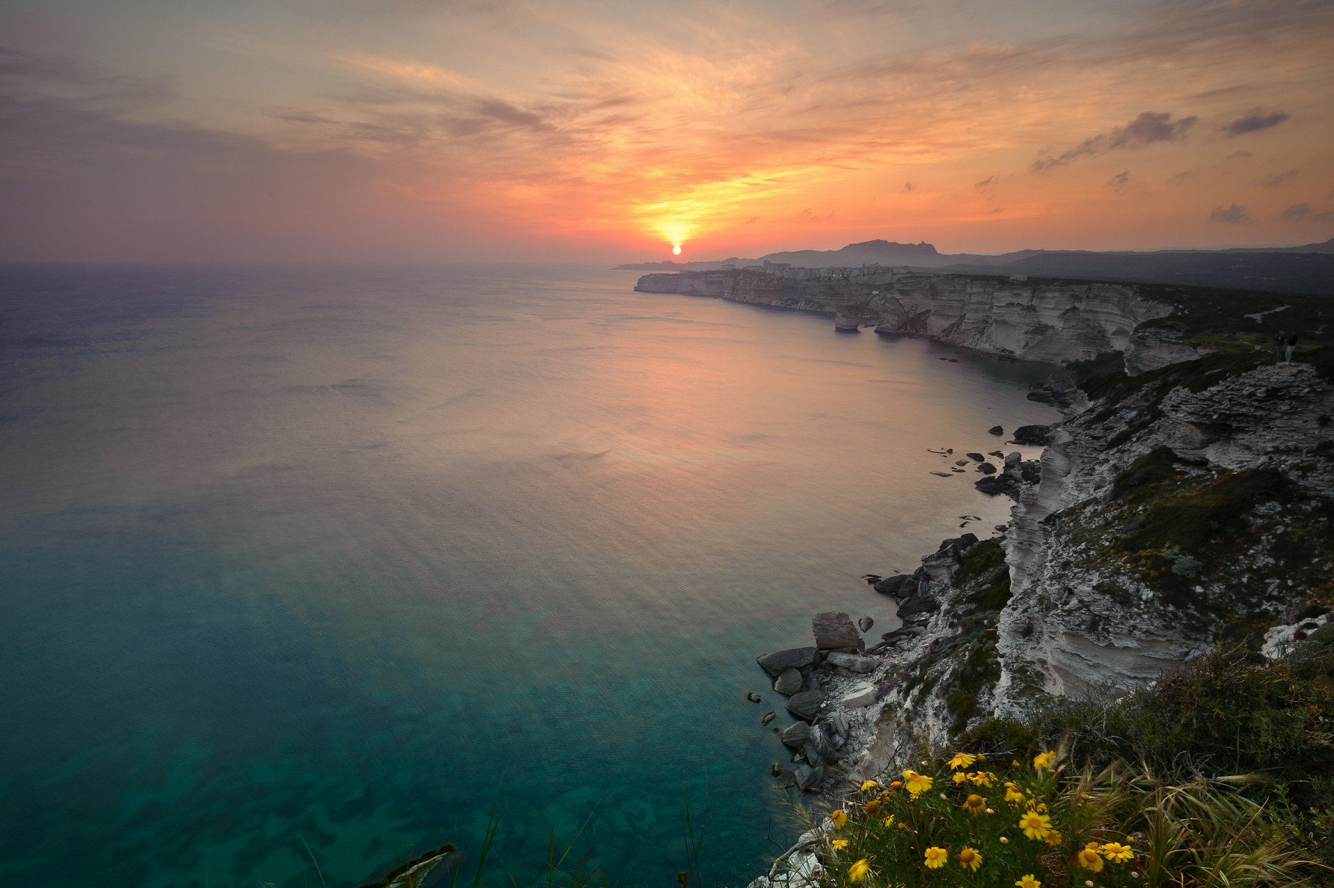 mer océan eau horizon côte rochers soleil coucher de soleil ciel soir nature