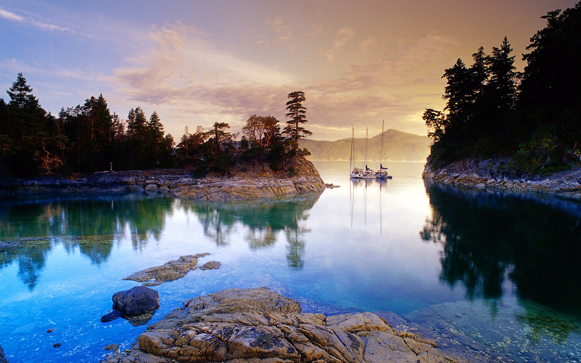 paisaje naturaleza puerto lago agua reflexión bosque árboles piedras cielo nubes pinturas colores 1920x1200