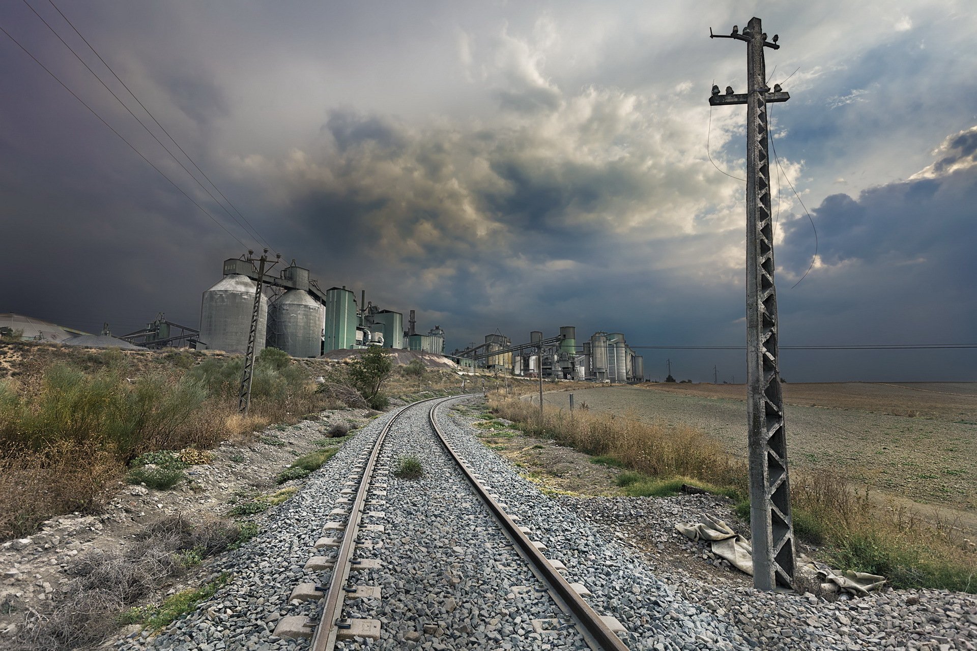 straße pfosten fabrik nacht landschaft