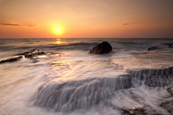 Am Abend bei Sonnenuntergang sieht der Strand fantastisch aus