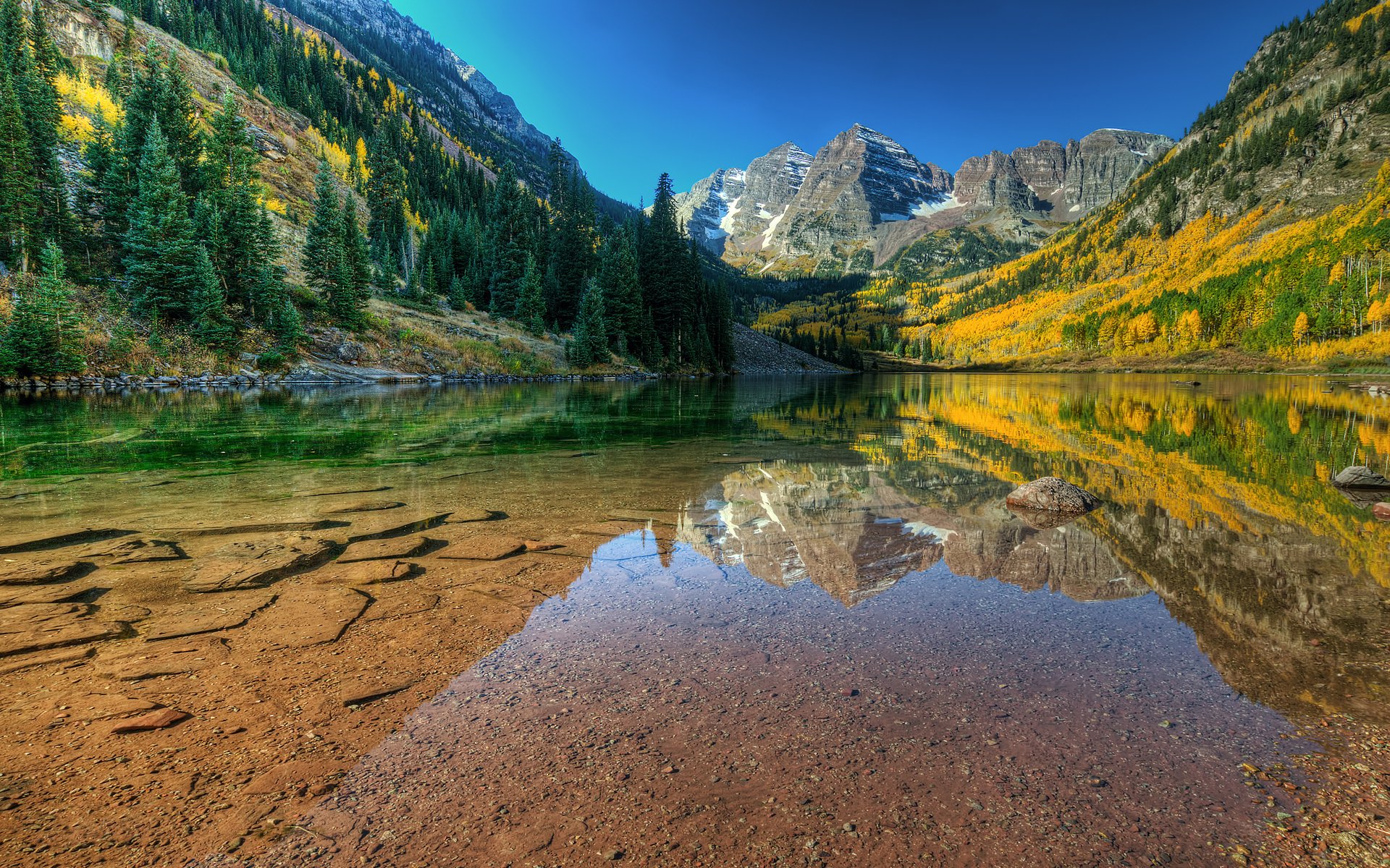 mountain lake water transparency stones autumn