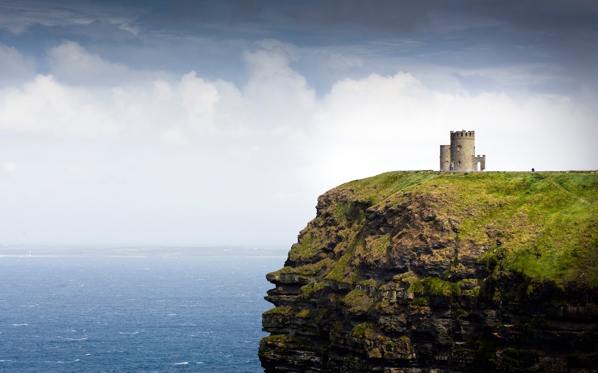 über brien tower galway irland meer felsen turm