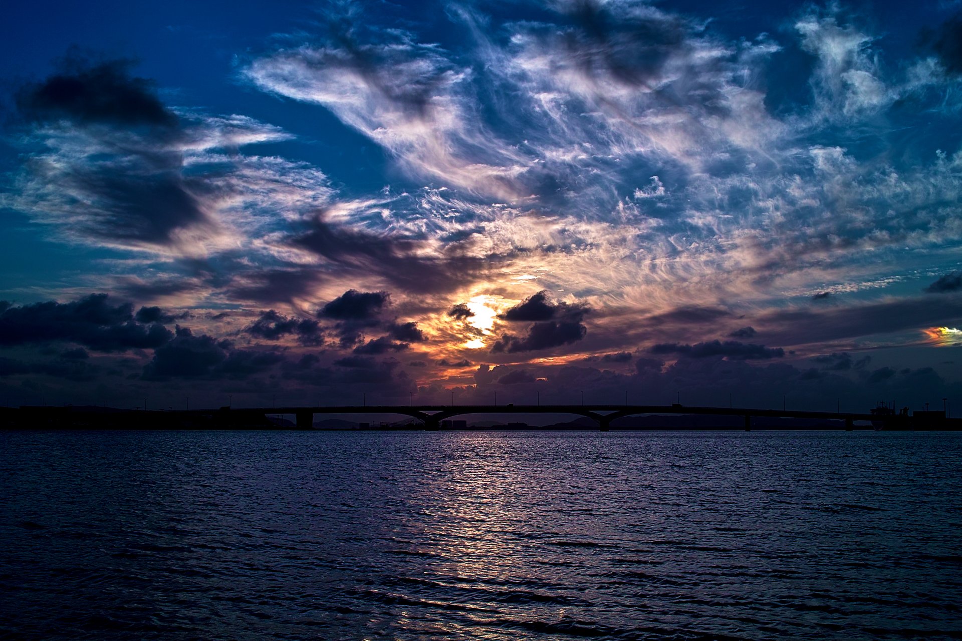 meer brücke abend himmel wolken