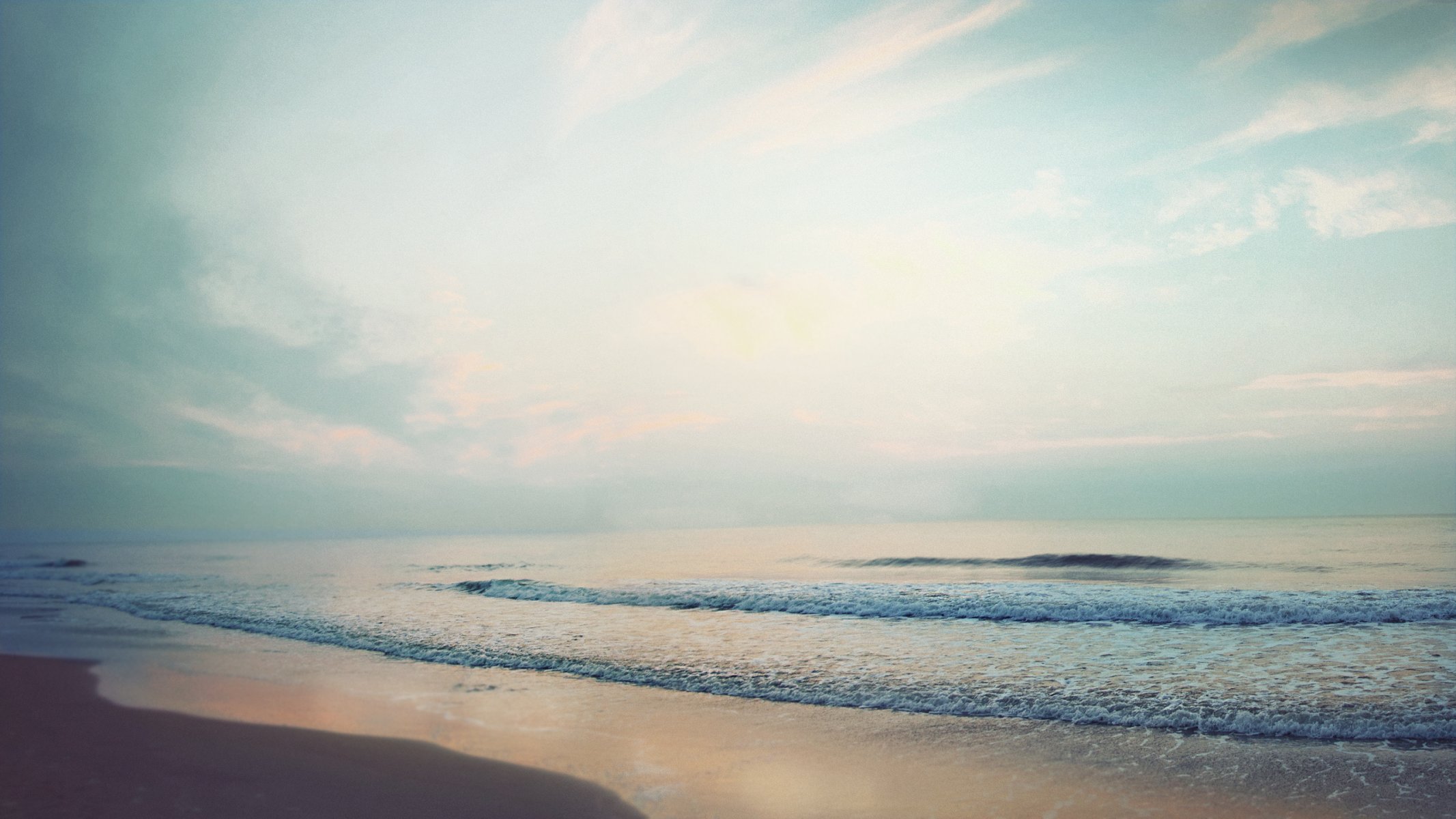 paysage été ciel nuages mer océan vagues vagues calmes mousse horizon plage côte côte sable