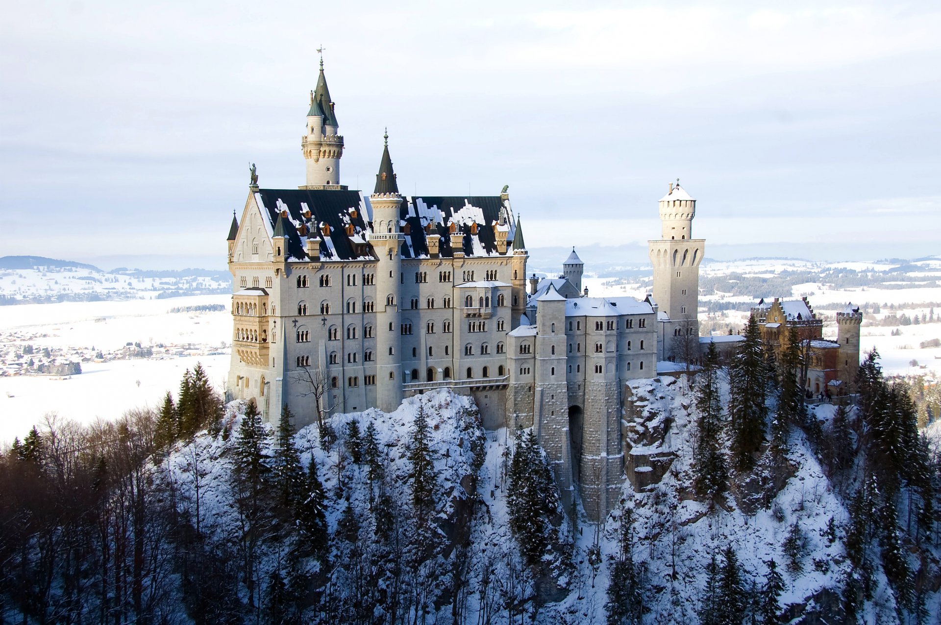 castle bayern munich winter snow