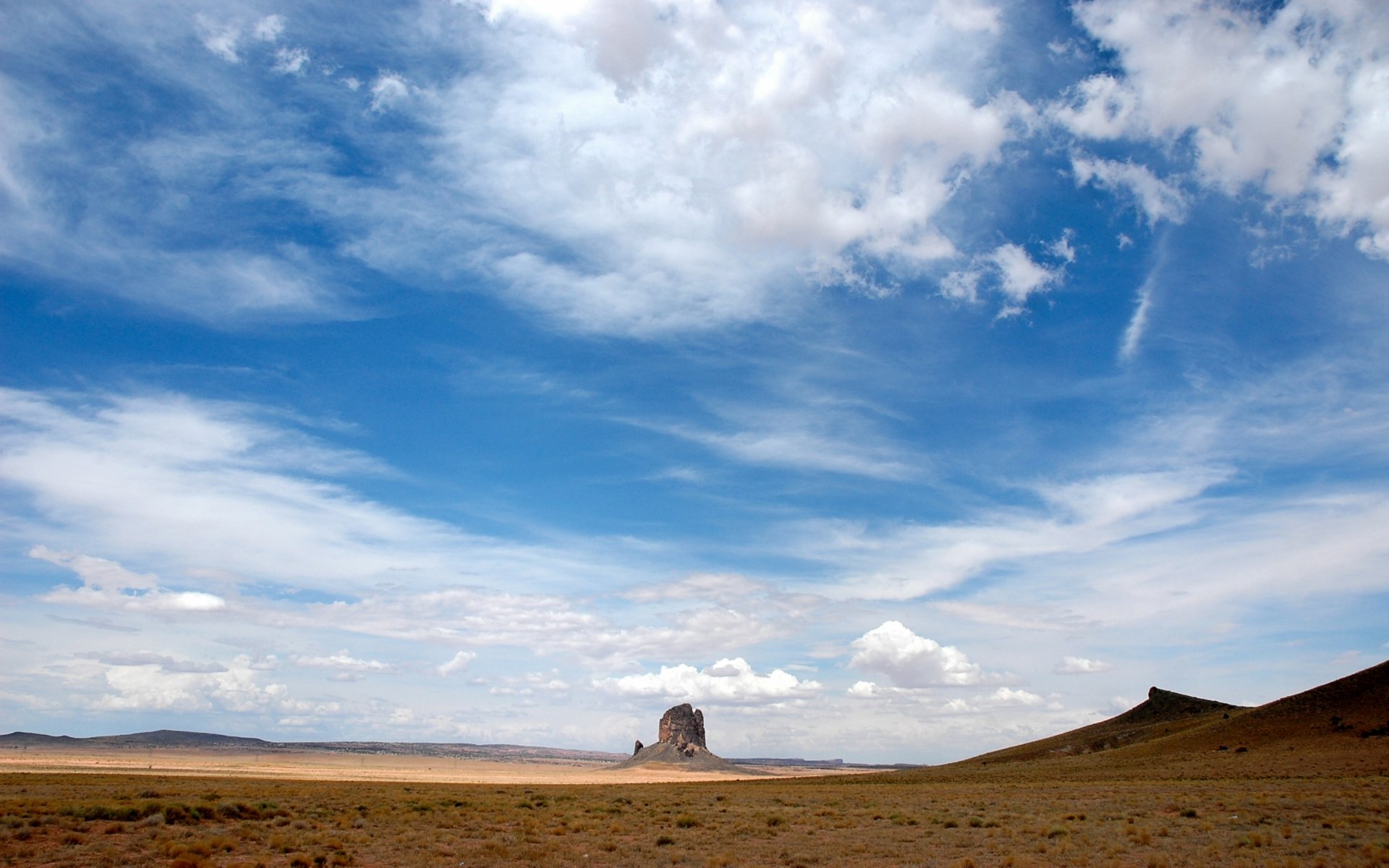 desierto colina colinas cielo nubes verano