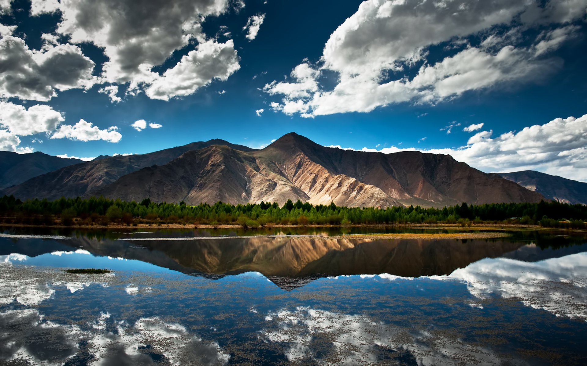 china tíbet montañas lago reflexión nubes cielo china