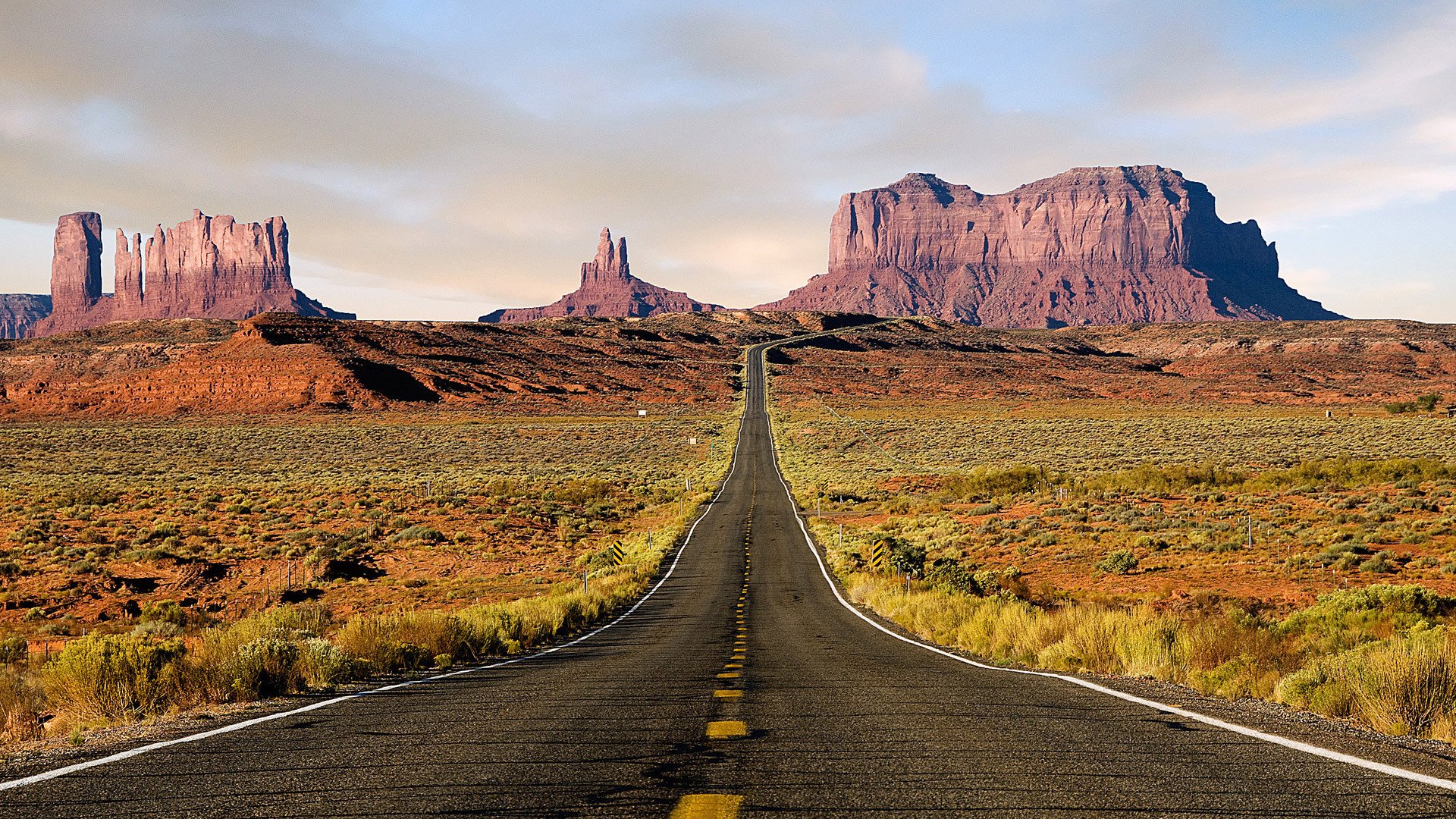 desert road track