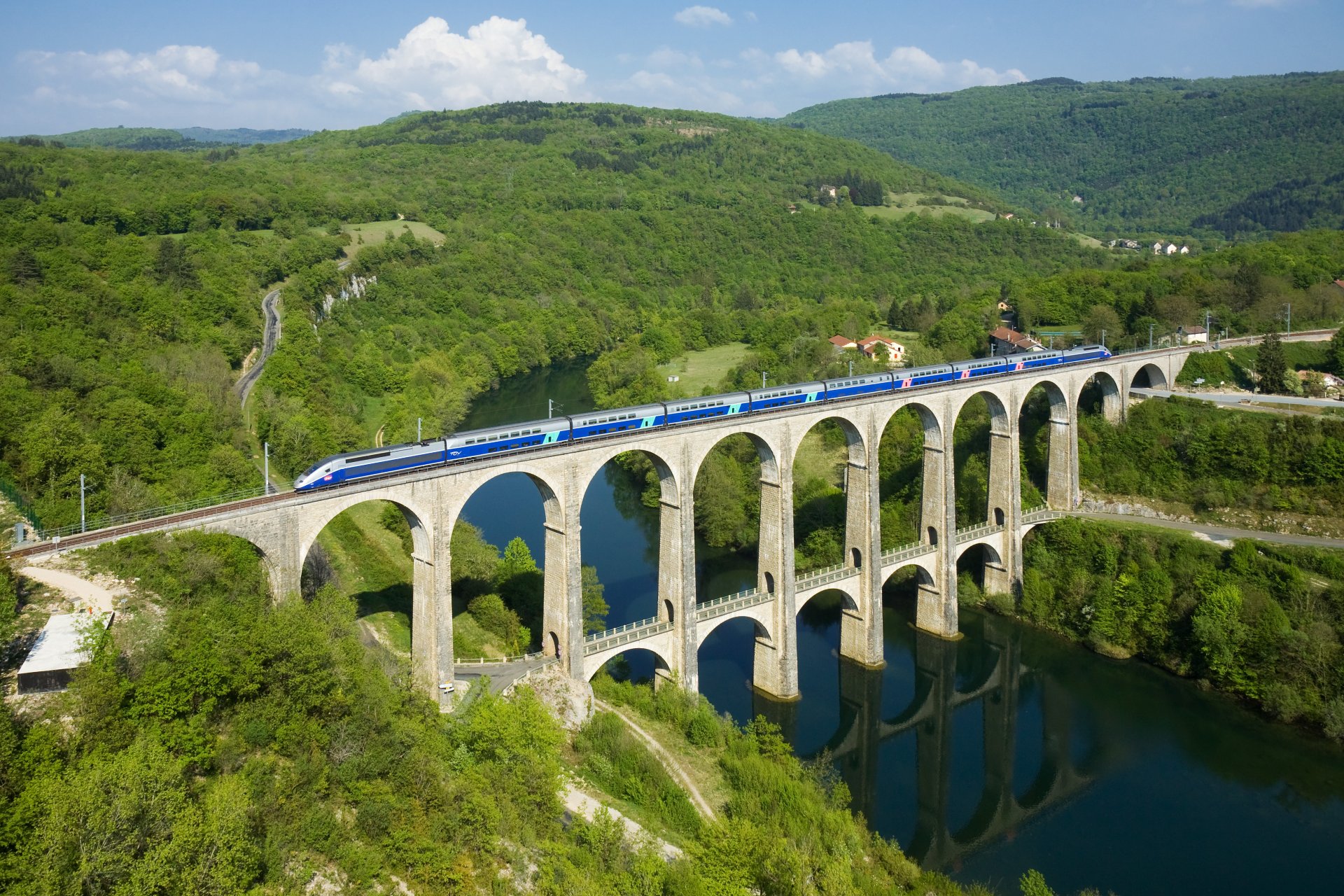 bridge france train cize-bolozon viaduct river forest