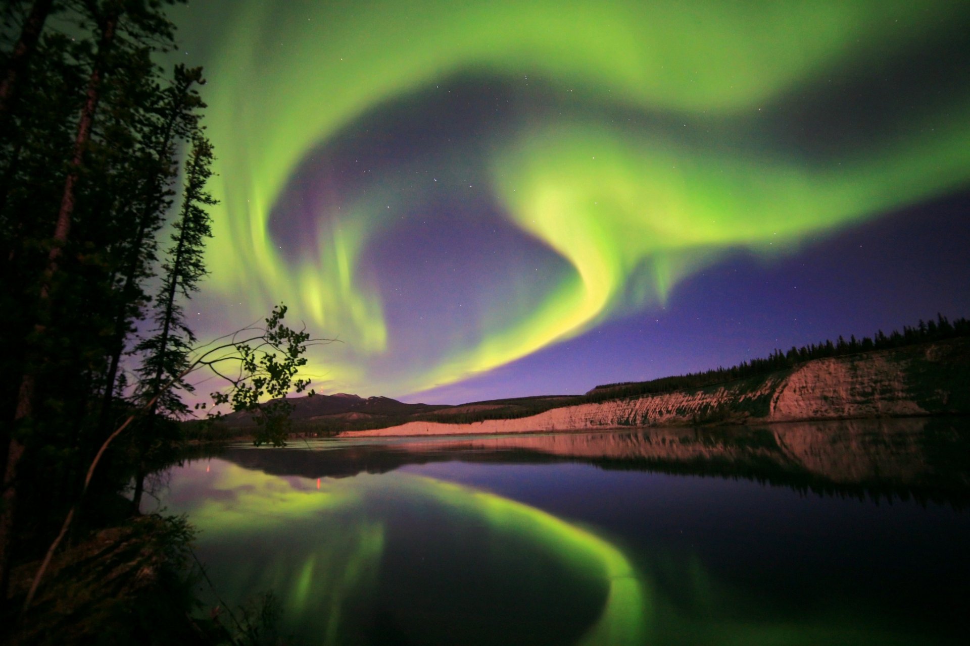 aurore aurores boréales yukon canada nature