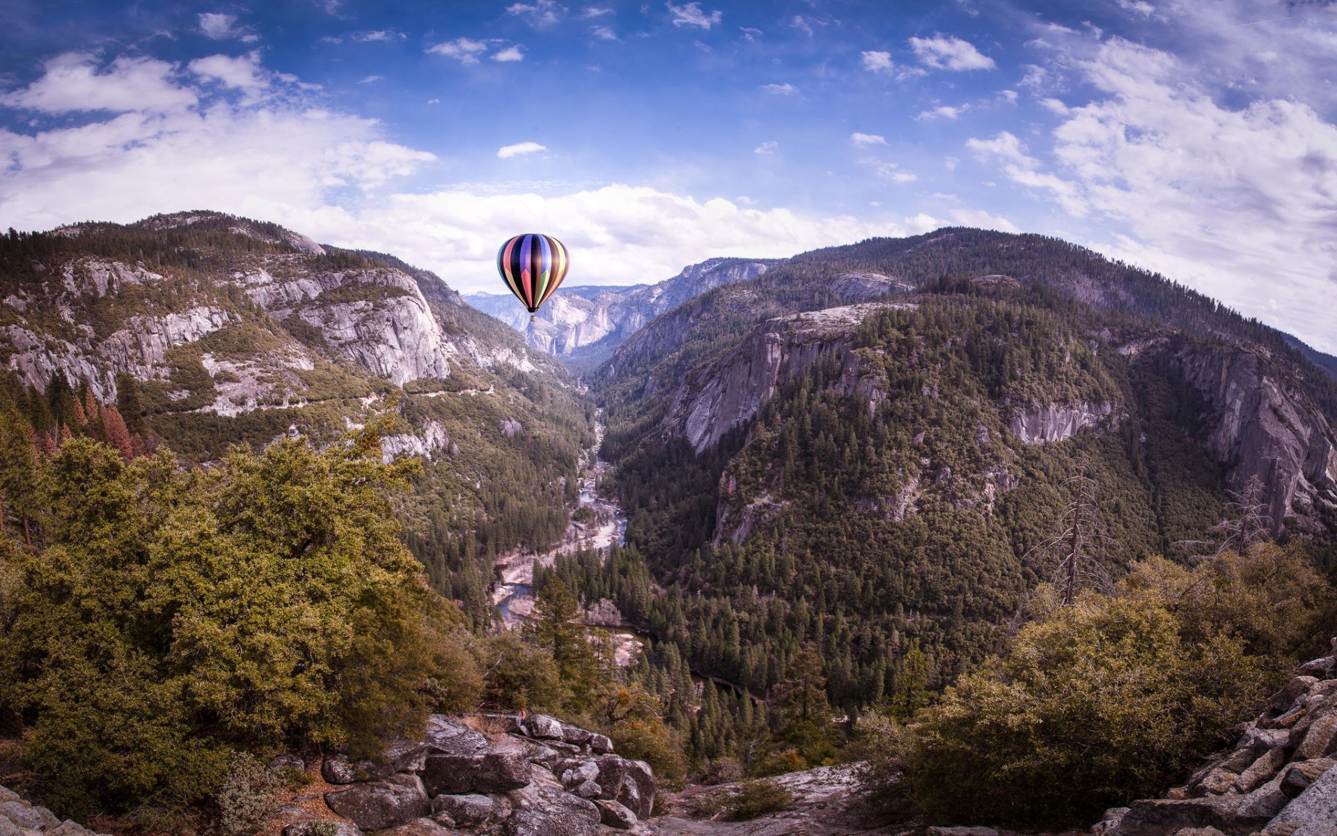 yosemite kalifornia drzewa skały balon chmury natura