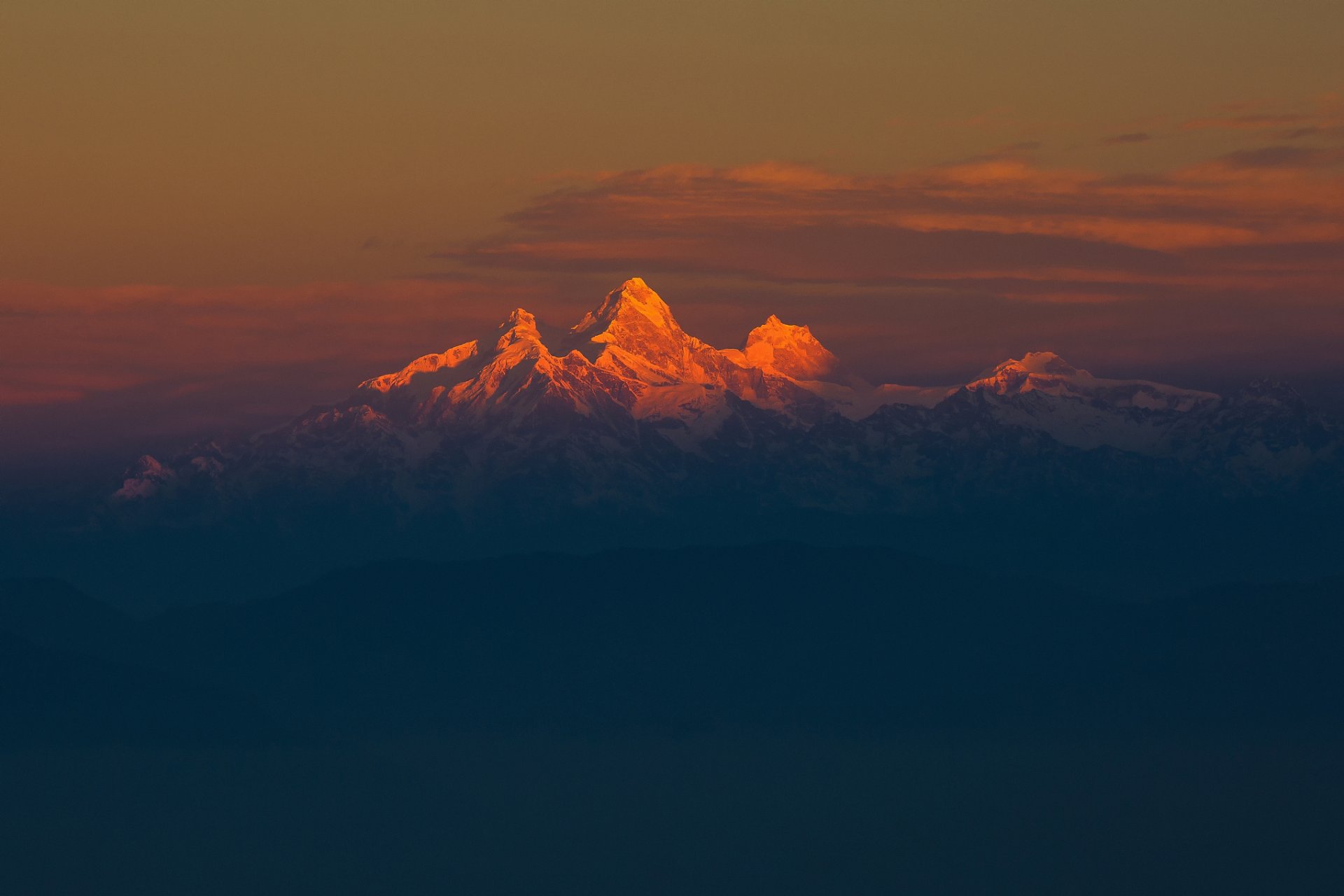 himalaya catena montuosa mattina luce