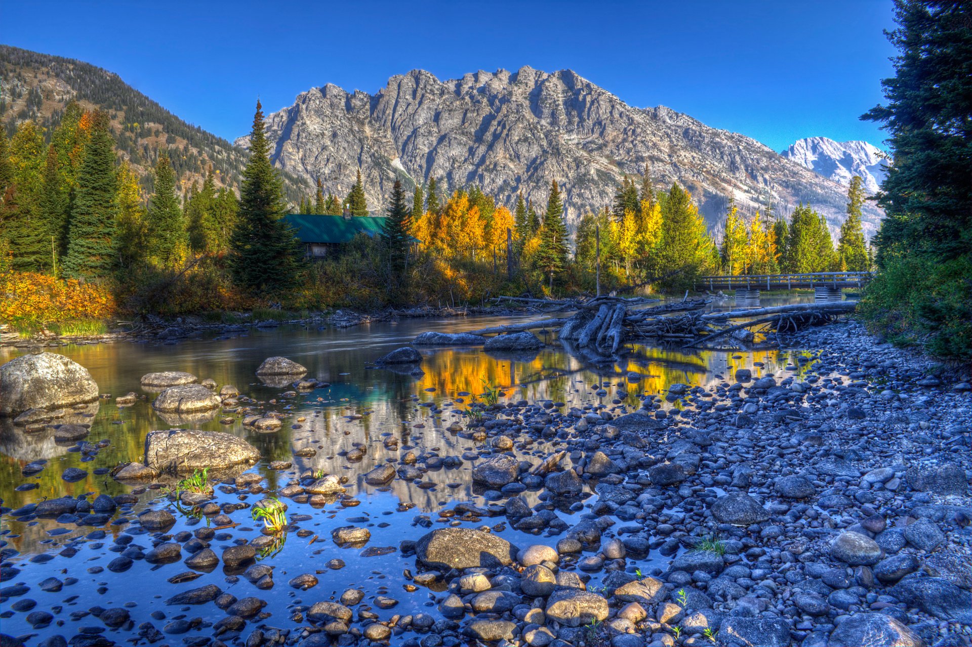 grand teton national park wyoming usa berge see fluss reflexion bäume tanne himmel haus herbst hdr