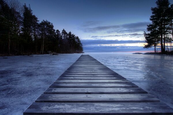 The bridge leading to the frozen lake