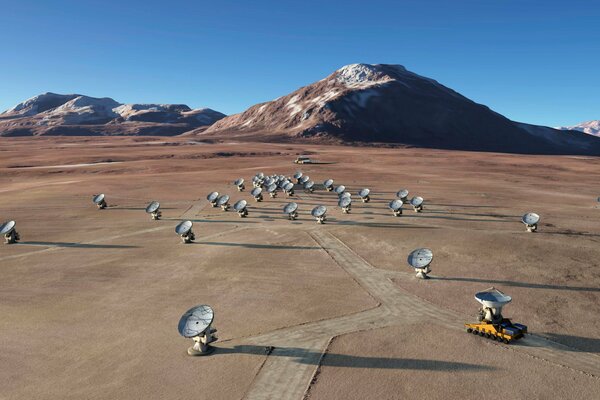 Meseta a una Altitud de 5000m con Observatorio