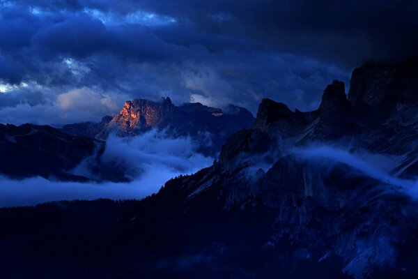 Night and morning in Italy