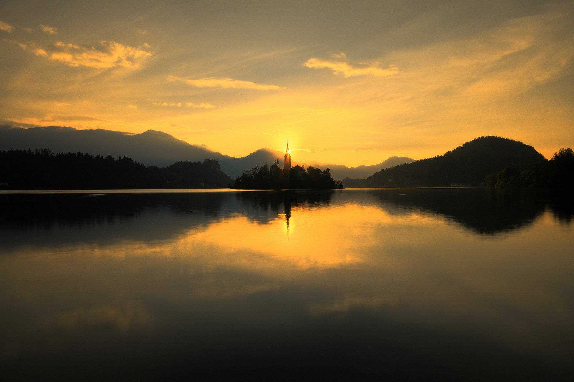 lovenia lake bled church dawn