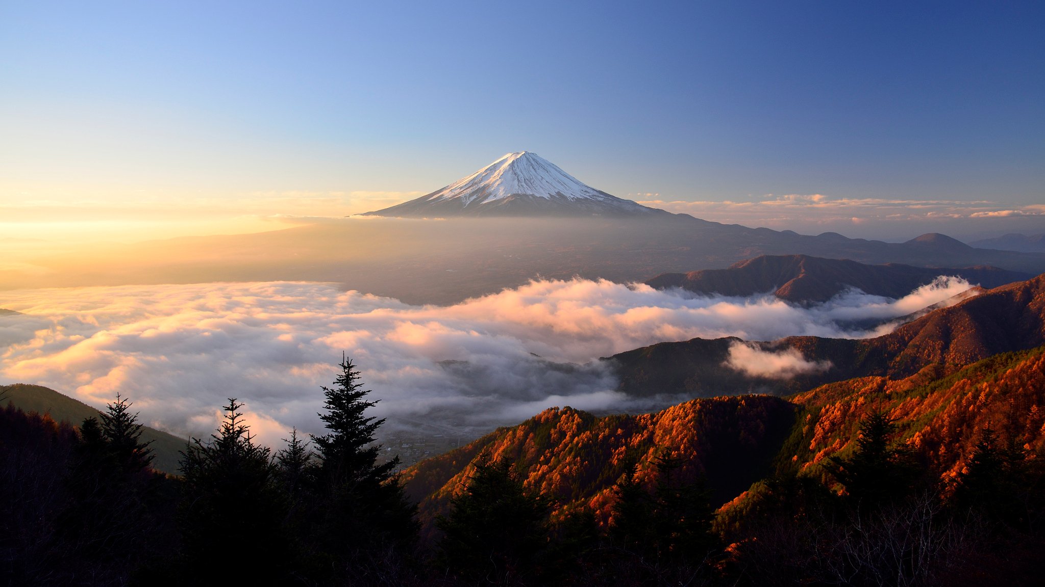 japonia wyspa honsiu stratowulkan góra fujiyama 富士山 jesień poranek światło