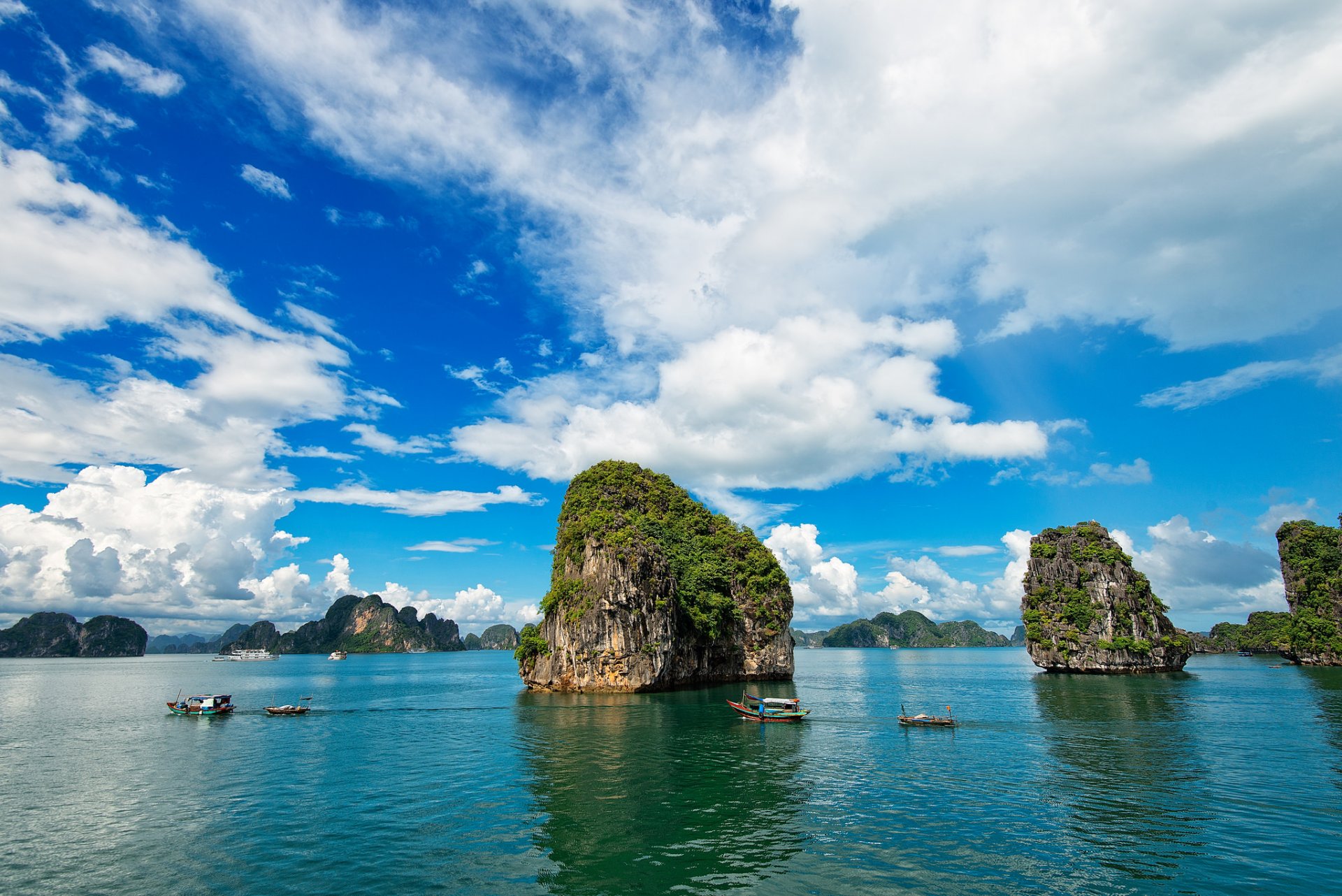 vietnam himmel wolken meer felsen insel boot