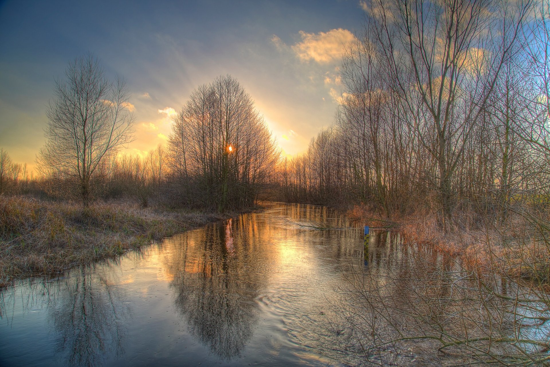 pring water river tree ripple reflection sun landschaft fischerhuder wümmeniederung wümme mittelarm matthias kahr