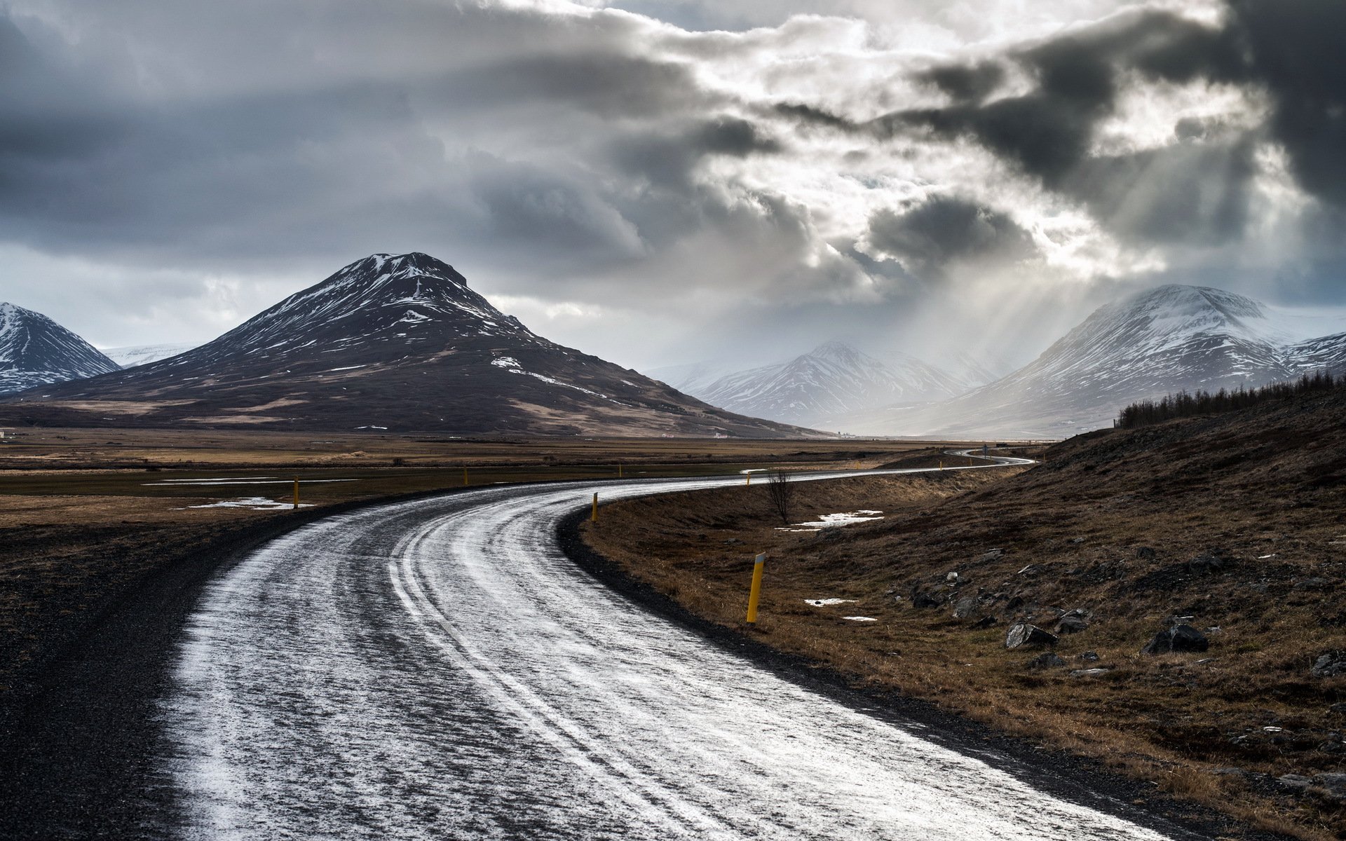 road mountain landscape