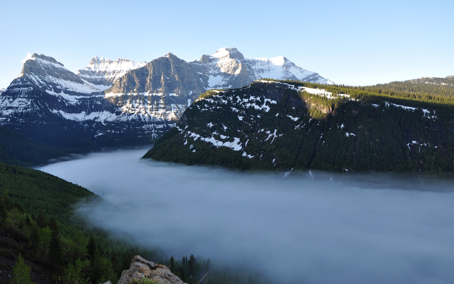 cielo montagne neve lago alberi nebbia